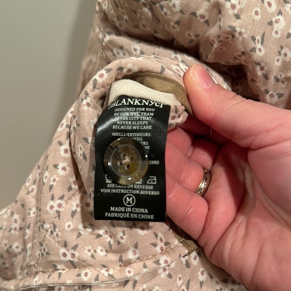 Blank NYC Women's Beige Quilted Reversible Jacket Medium - Picture 6 of 7